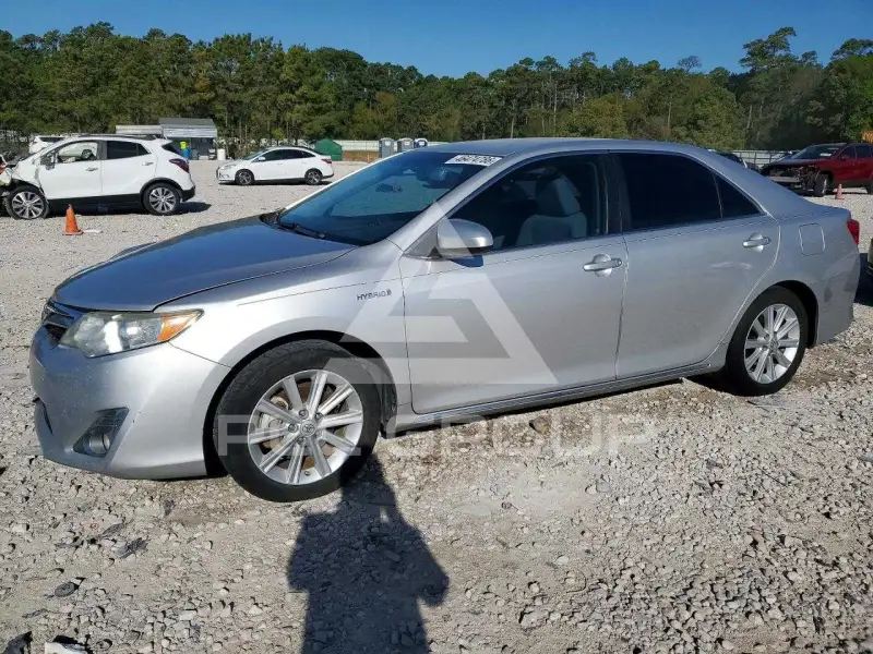 2012 Toyota CAMRY фото