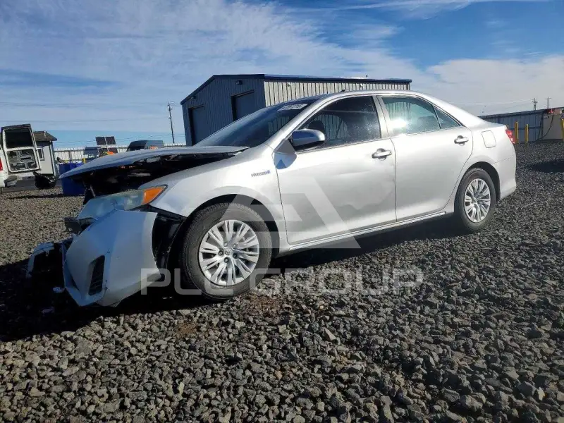 2012 Toyota CAMRY фото