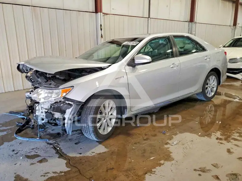 2012 Toyota CAMRY фото