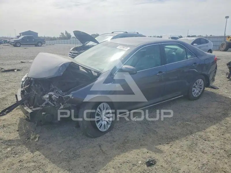 2012 Toyota CAMRY фото