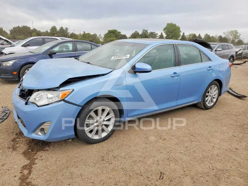 2012 Toyota CAMRY фото