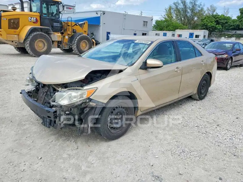 2012 Toyota CAMRY фото