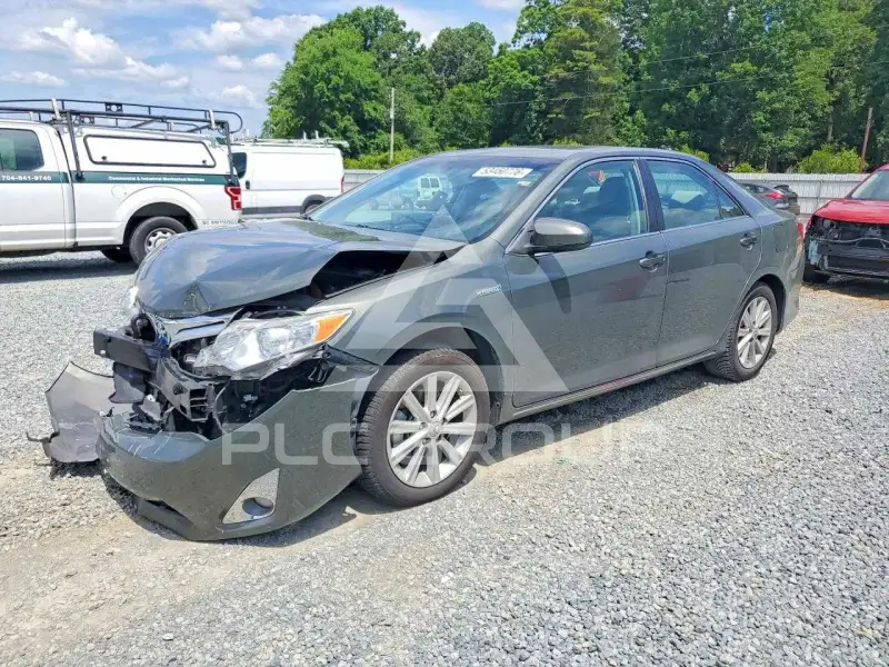 2012 Toyota CAMRY фото