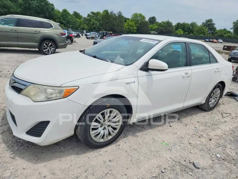 2012 Toyota CAMRY фото