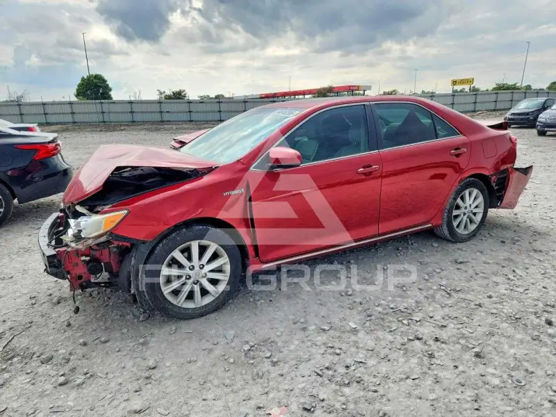 2012 Toyota CAMRY фото
