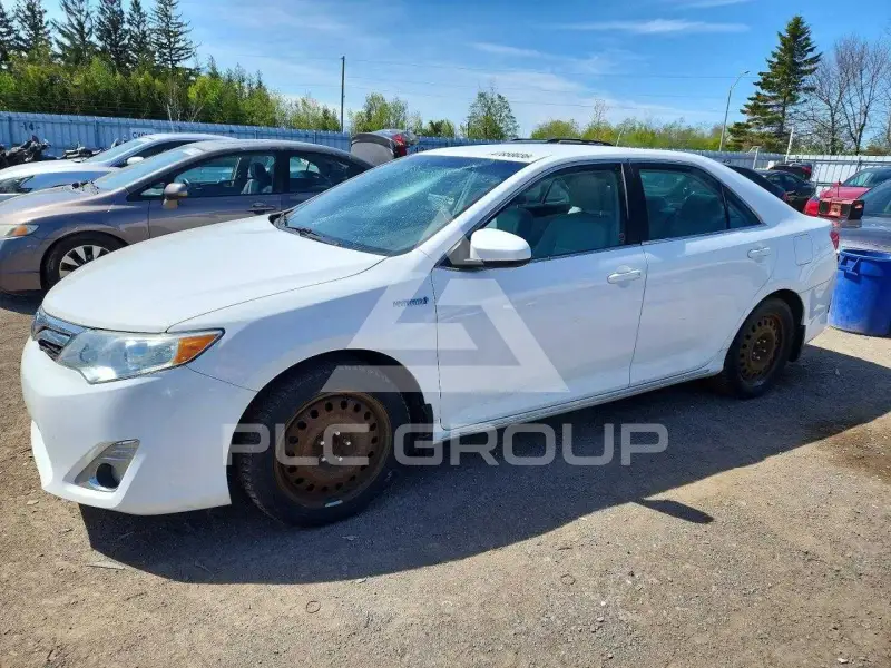 2012 Toyota CAMRY фото