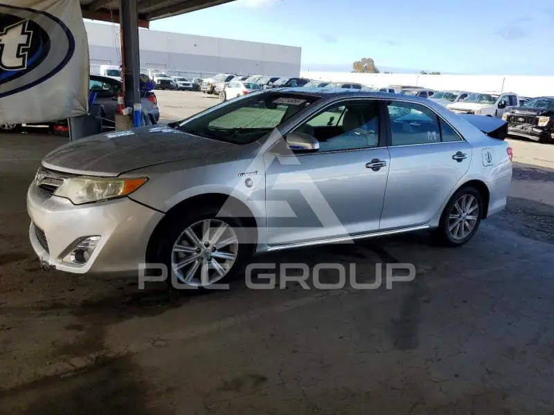 2012 Toyota CAMRY photo