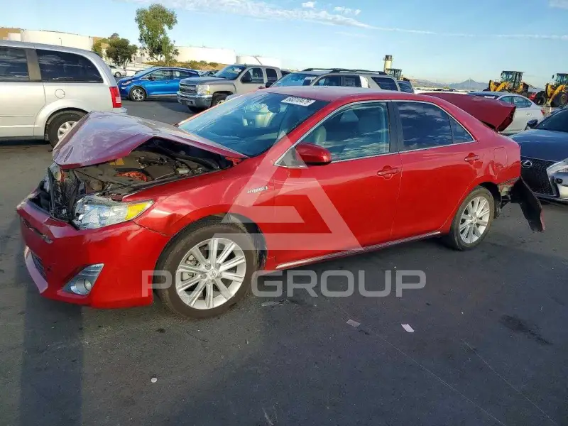 2012 Toyota CAMRY фото