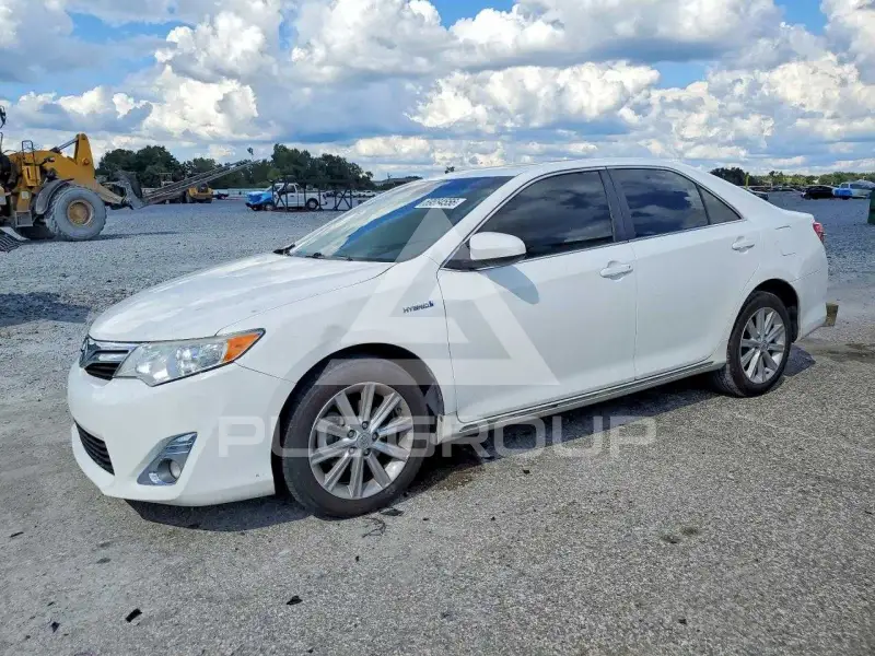 2012 Toyota CAMRY фото