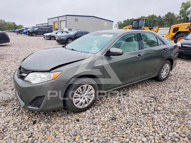 2012 Toyota CAMRY photo
