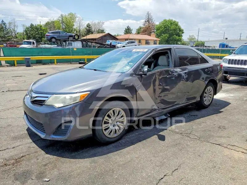 2012 Toyota CAMRY фото