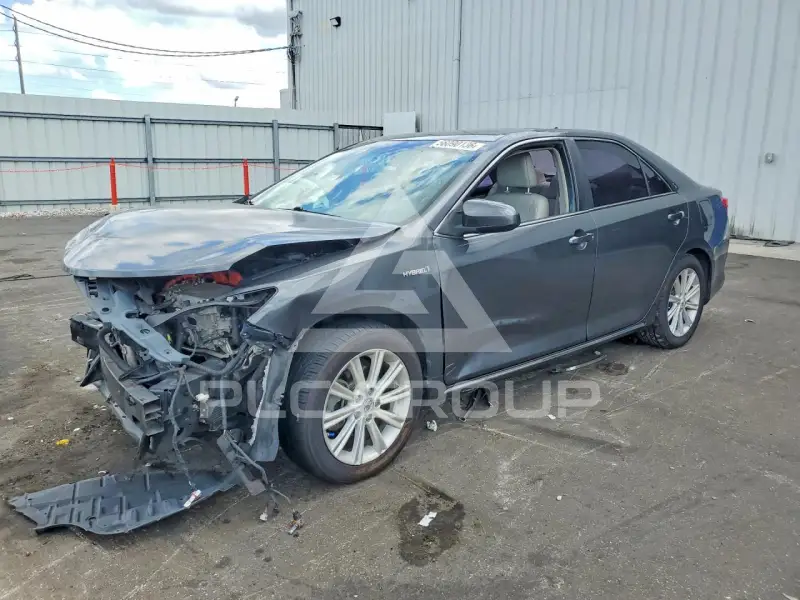 2012 Toyota CAMRY photo