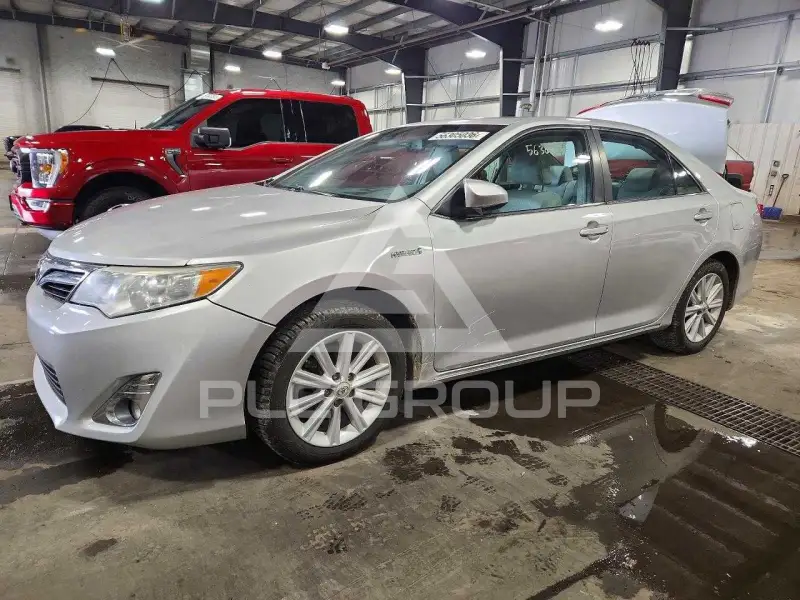 2012 Toyota CAMRY фото