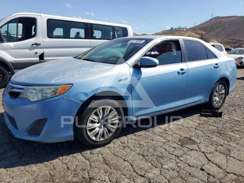 2012 Toyota CAMRY фото