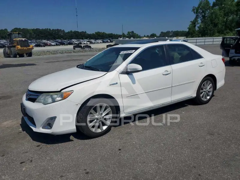 2012 Toyota CAMRY фото