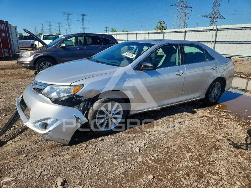 2012 Toyota CAMRY фото