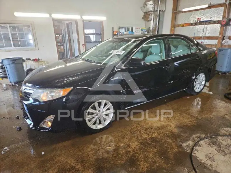 2012 Toyota CAMRY фото