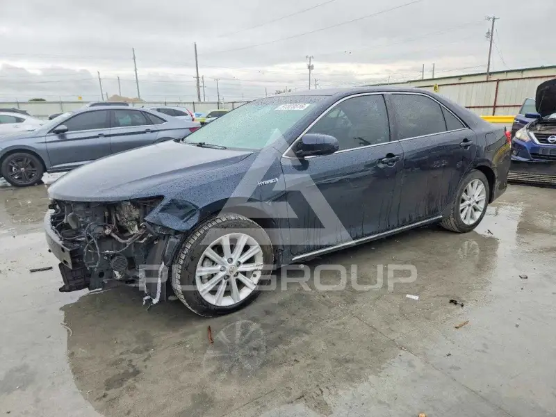 2012 Toyota CAMRY фото
