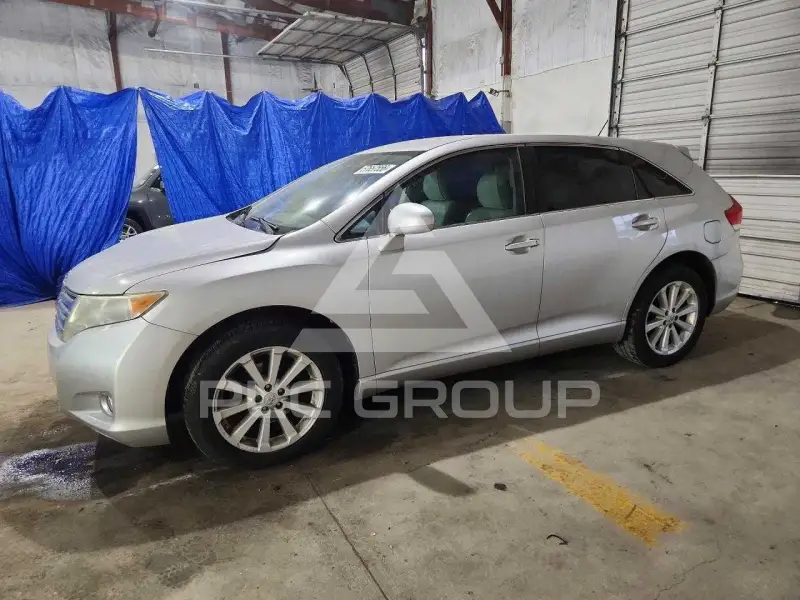 2012 Toyota VENZA photo