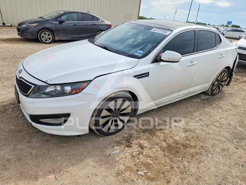 2012 KIA Optima photo