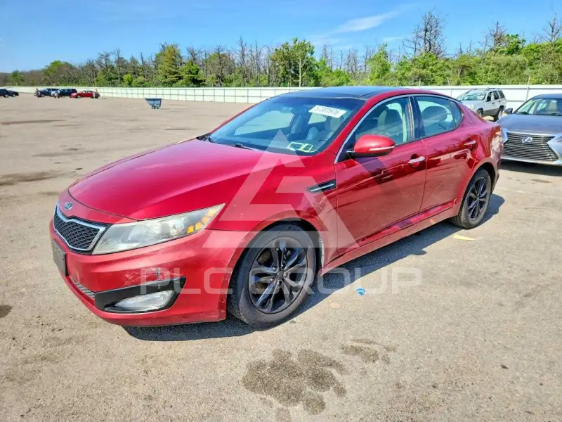 2012 KIA Optima photo