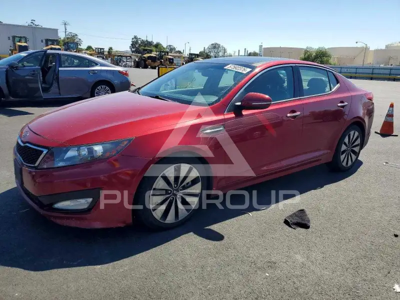 2012 KIA Optima photo