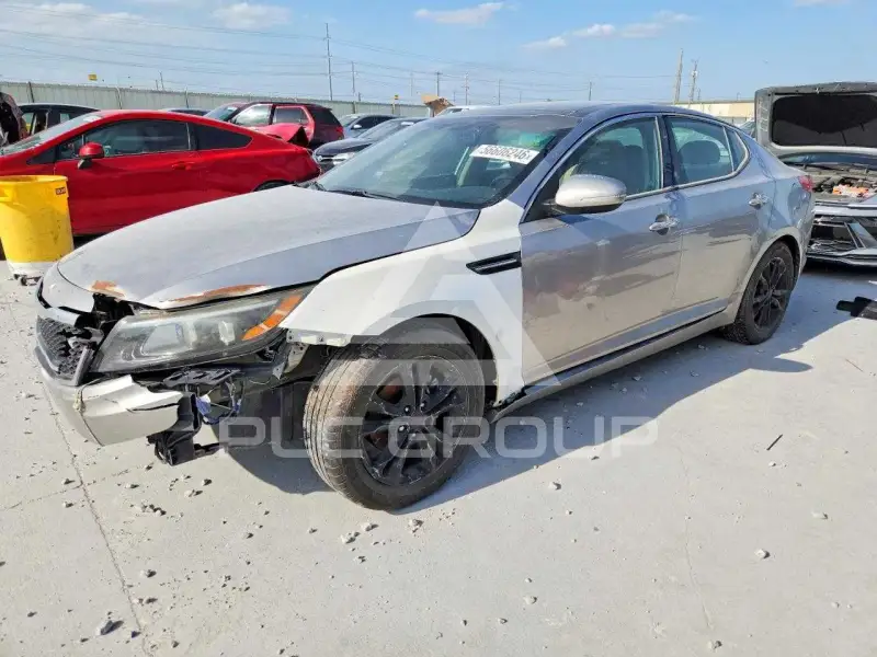 2012 KIA Optima photo