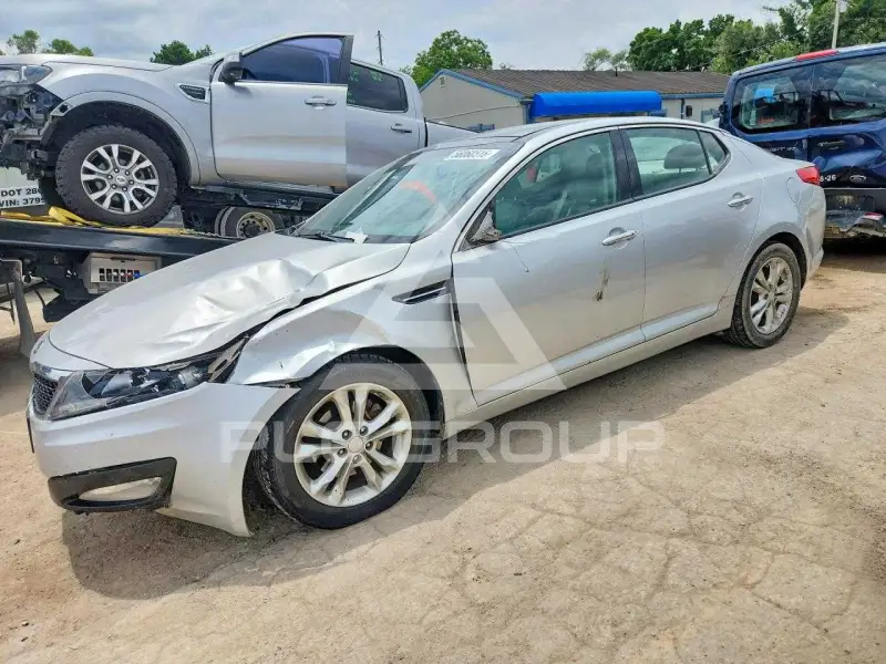 2012 KIA Optima photo