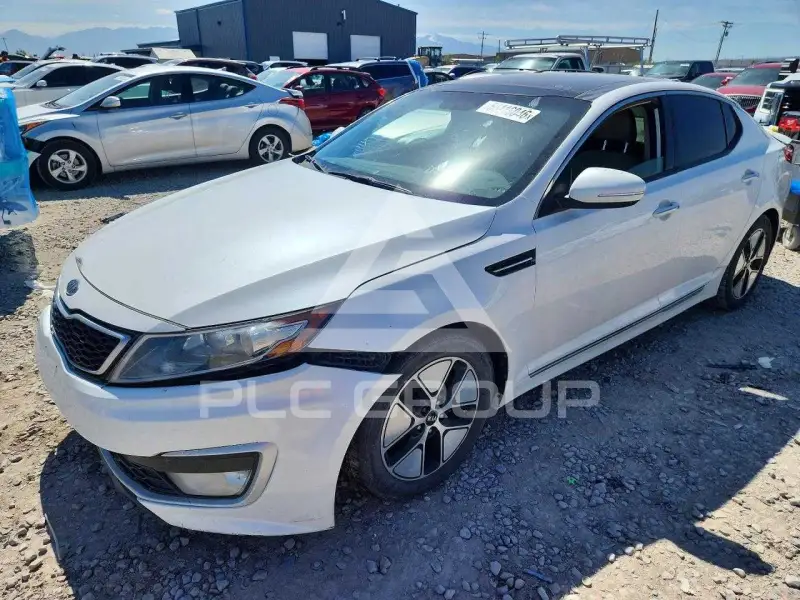 2012 KIA Optima photo