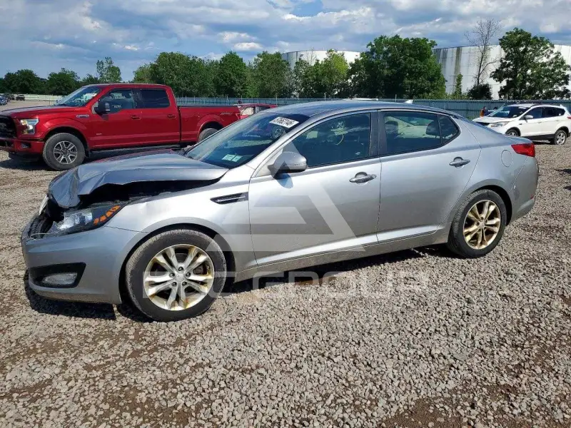 2012 KIA Optima photo