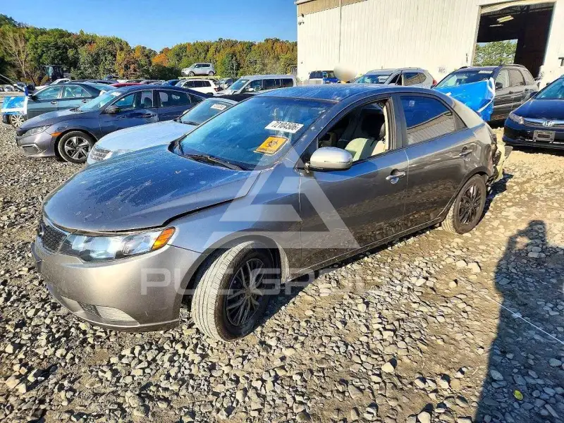 2012 KIA Forte photo