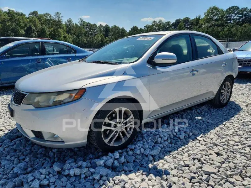 2012 KIA Forte photo