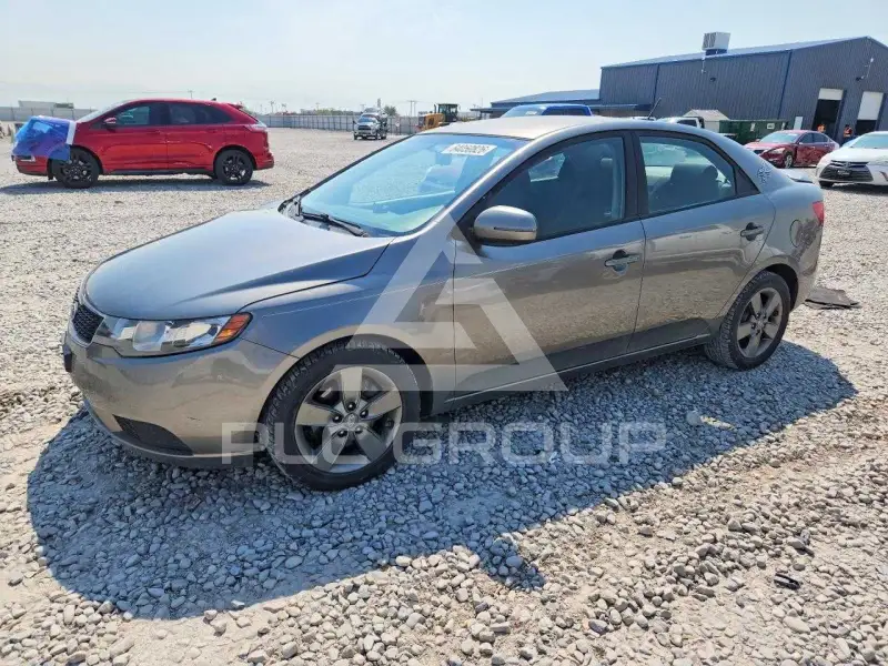 2012 KIA Forte фото