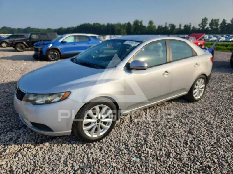 2012 KIA Forte photo