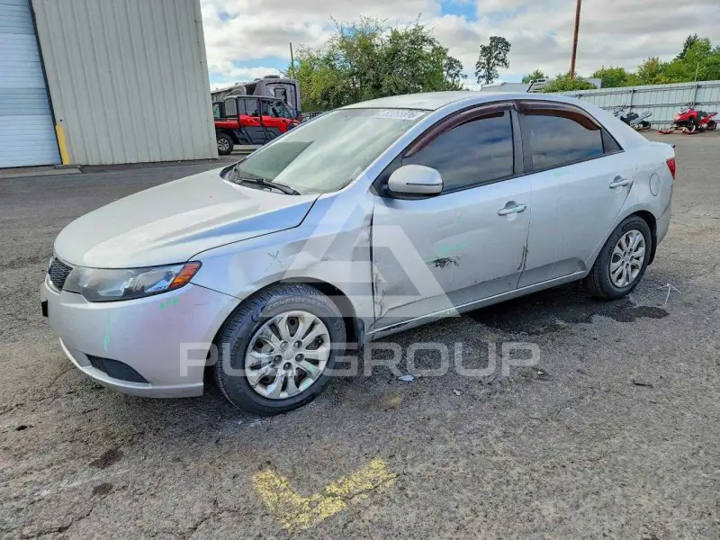 2012 KIA Forte фото