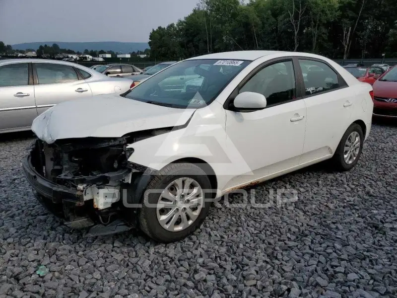 2012 KIA Forte фото