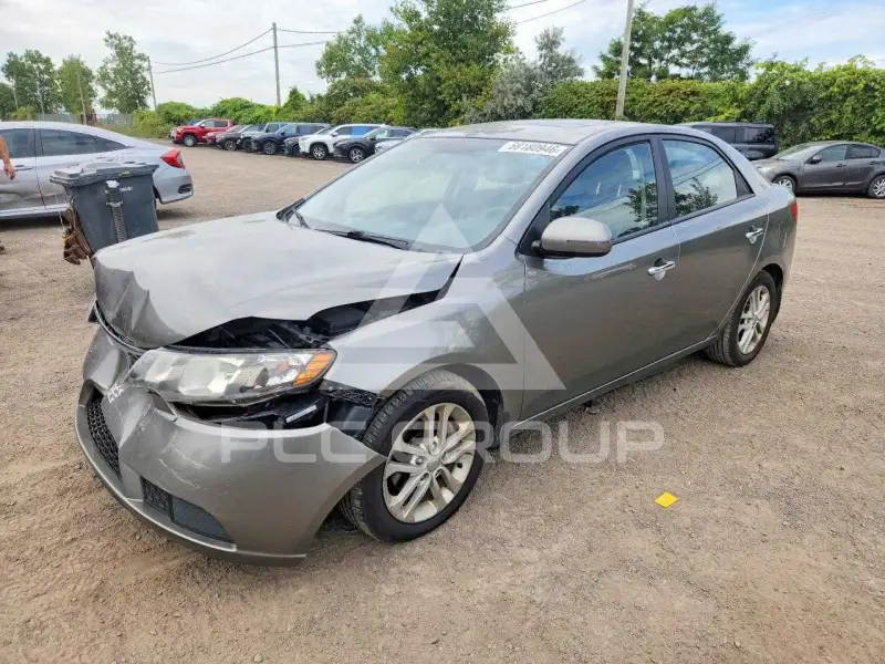 2012 KIA Forte фото