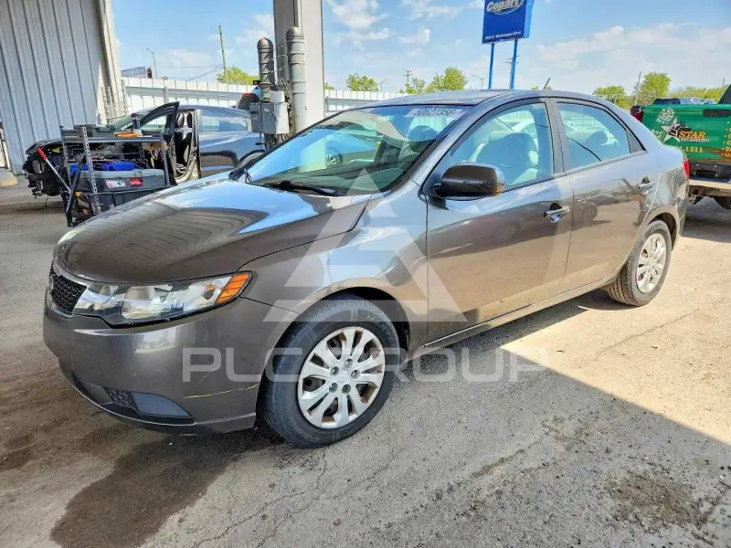 2012 KIA Forte фото