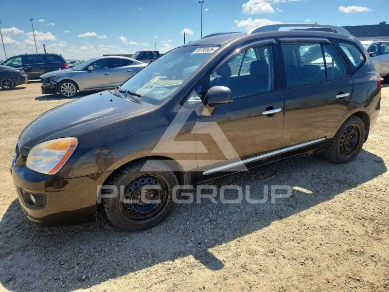 2012 KIA Rondo фото