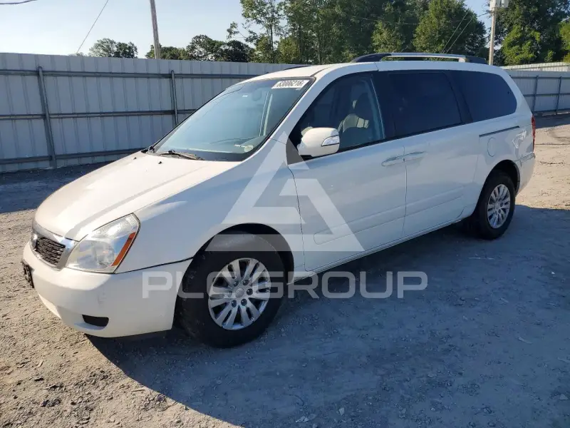 2012 KIA Sedona photo