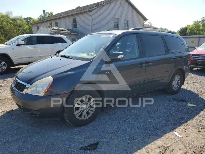 2012 KIA Sedona фото