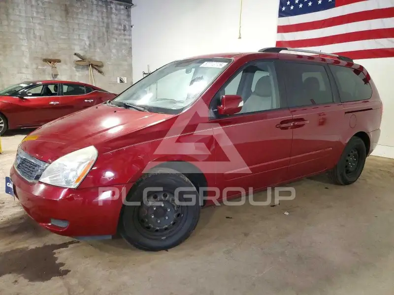 2012 KIA Sedona фото