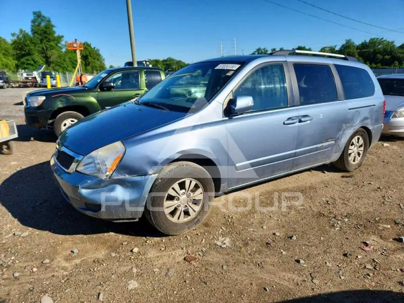 2012 KIA Sedona фото