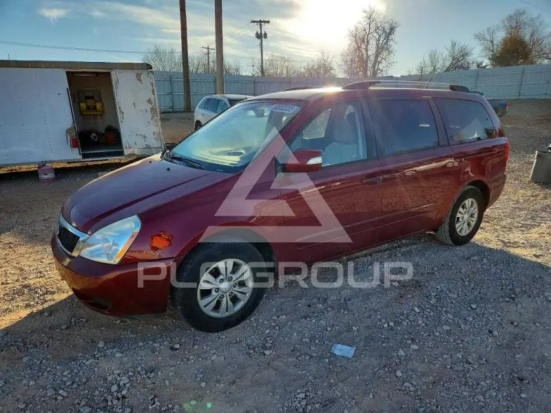 2012 KIA Sedona фото