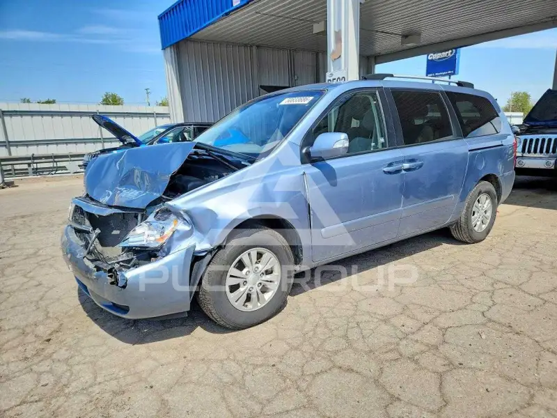 2012 KIA Sedona фото