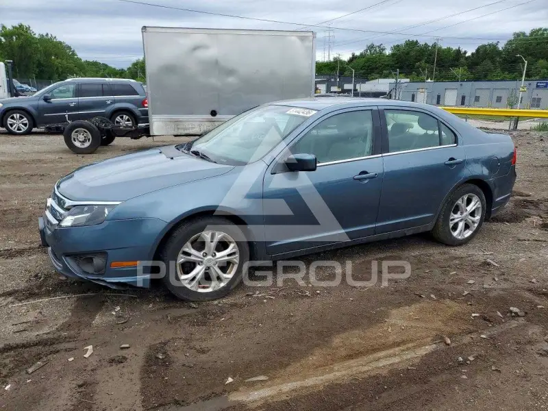 2012 Ford FUSION фото