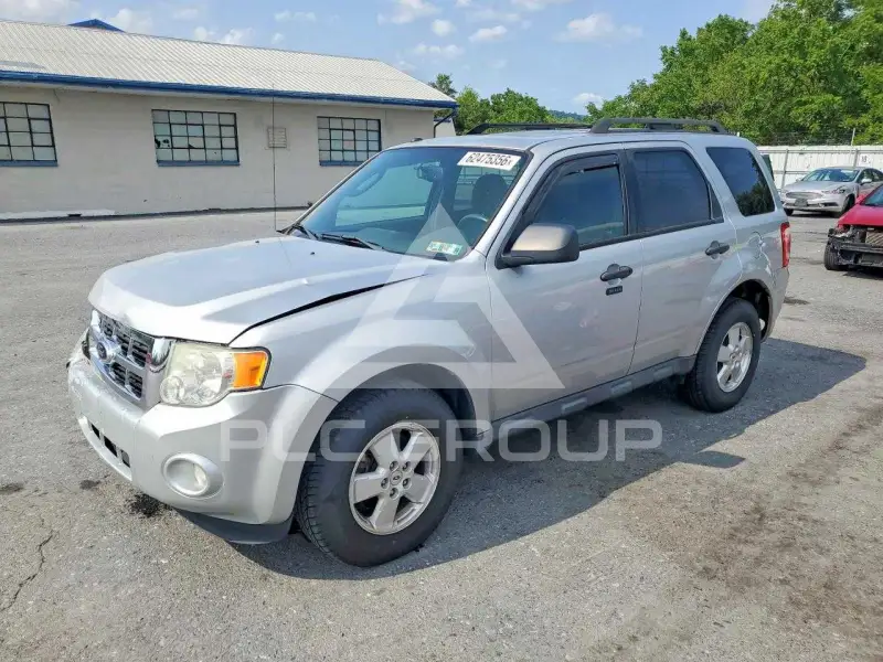 2012 Ford ESCAPE photo