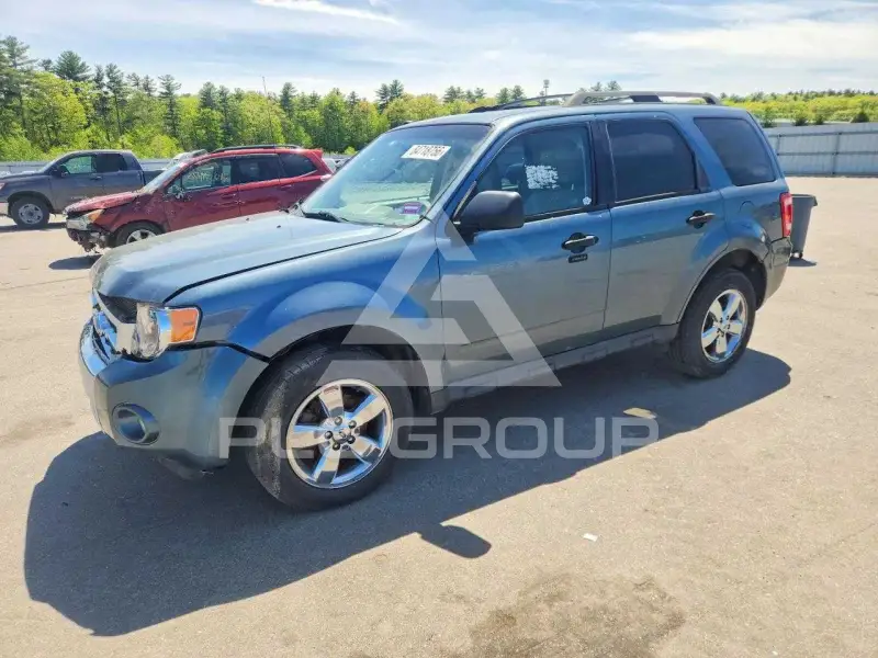2012 Ford ESCAPE photo