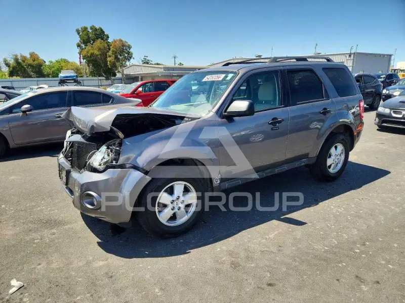 2012 Ford ESCAPE photo