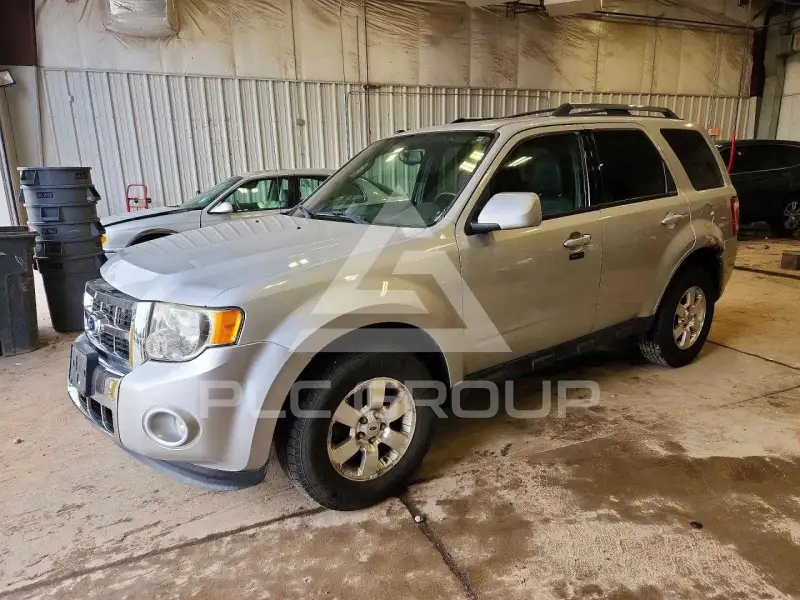 2012 Ford ESCAPE photo